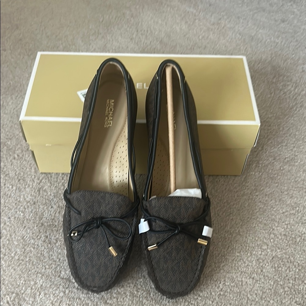 Michael Kors Black and Brown Leather Flats with Bow Detail - New in Box